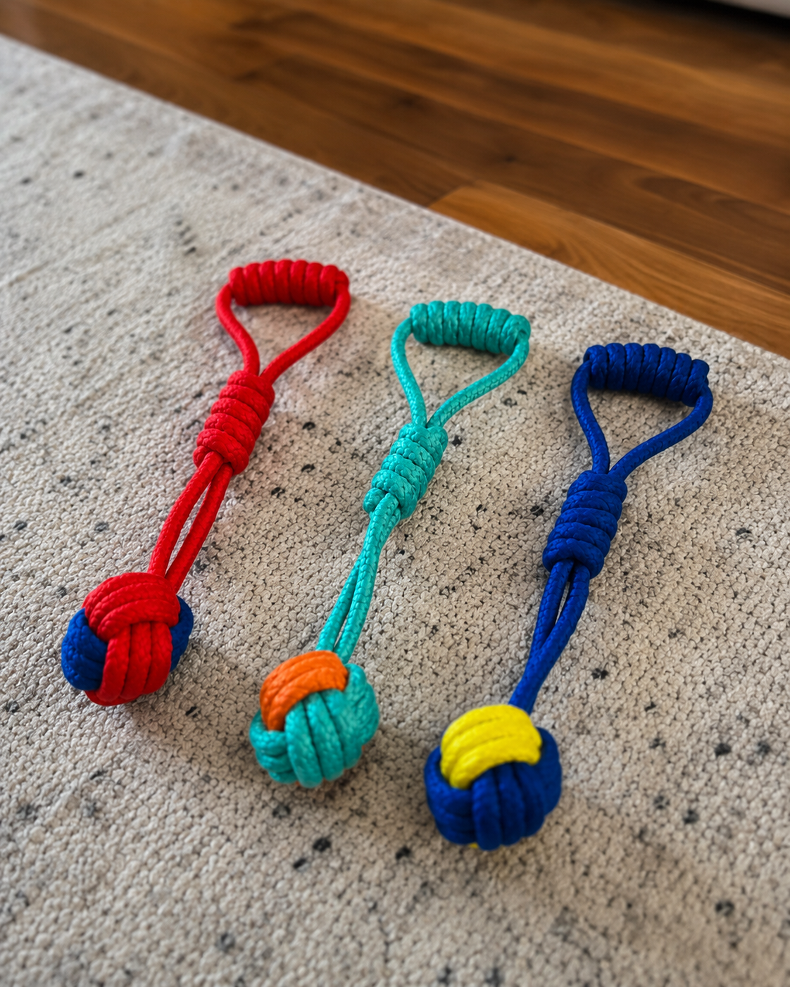 Zugo Handle Toss Rope Toy